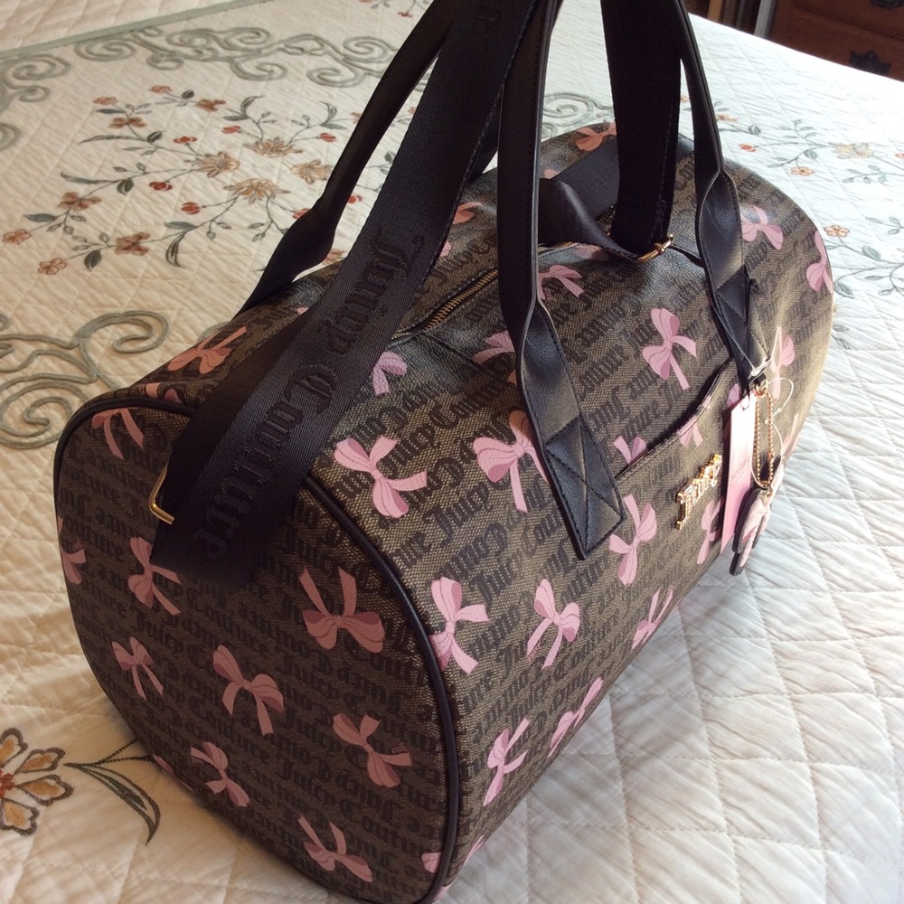 Juicy Couture weekender bag🎀